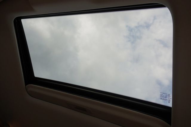 2017 INFINITI QX80 RWD Signature Edition - 22809108 - 19