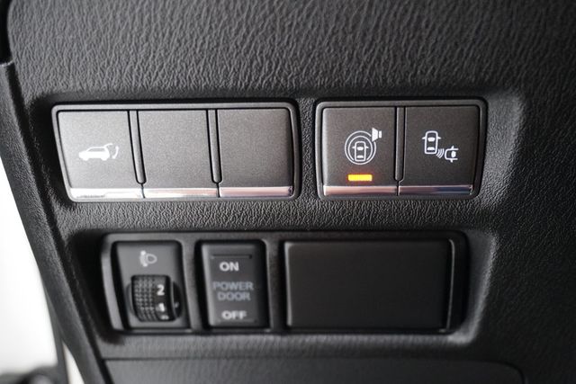 2017 INFINITI QX80 RWD Signature Edition - 22809108 - 28