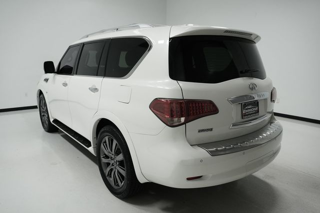 2017 INFINITI QX80 RWD Signature Edition - 22809108 - 5