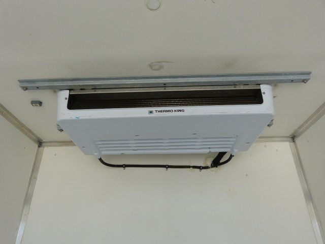 2017 Isuzu NQR 5.2L 4CYL. TURBO DIESEL*TILT CAB*DRW*16FT REFRIGERATED BOX TRUCK - 22807572 - 21