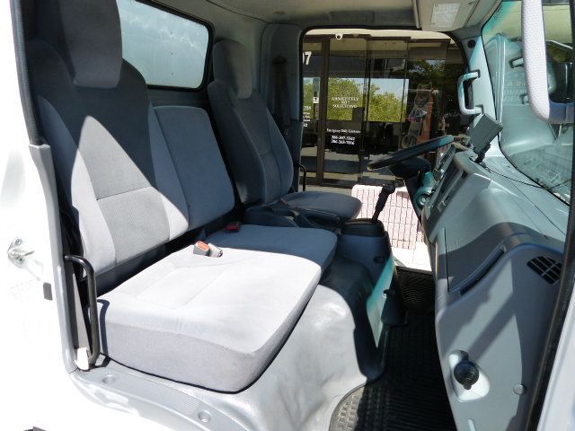 2017 Isuzu NQR 5.2L 4CYL. TURBO DIESEL*TILT CAB*DRW*16FT REFRIGERATED BOX TRUCK - 22807572 - 25