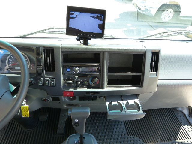 2017 Isuzu NQR 5.2L 4CYL. TURBO DIESEL*TILT CAB*DRW*16FT REFRIGERATED BOX TRUCK - 22807572 - 31