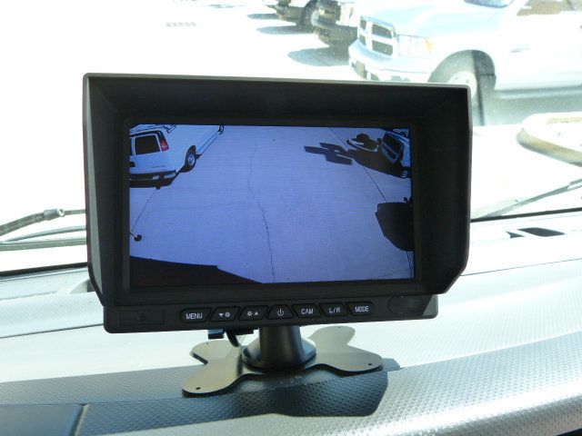 2017 Isuzu NQR 5.2L 4CYL. TURBO DIESEL*TILT CAB*DRW*16FT REFRIGERATED BOX TRUCK - 22807572 - 32