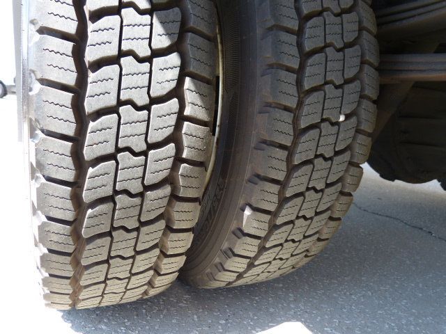 2017 Isuzu NQR 5.2L 4CYL. TURBO DIESEL*TILT CAB*DRW*16FT REFRIGERATED BOX TRUCK - 22807572 - 36