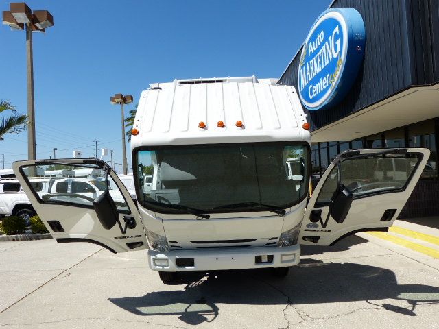 2017 Isuzu NQR 5.2L 4CYL. TURBO DIESEL*TILT CAB*DRW*16FT REFRIGERATED BOX TRUCK - 22807572 - 8