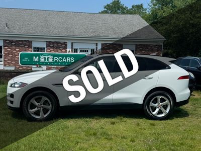 2017 Jaguar F-PACE - SADCJ2BV6HA895907