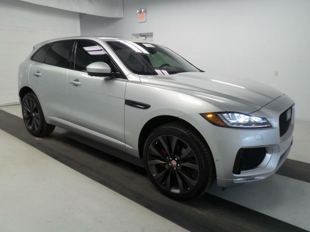 2017 Jaguar F-PACE First Edition AWD - 15400182 - 1