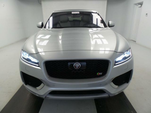 2017 Jaguar F-PACE First Edition AWD - 15400182 - 4