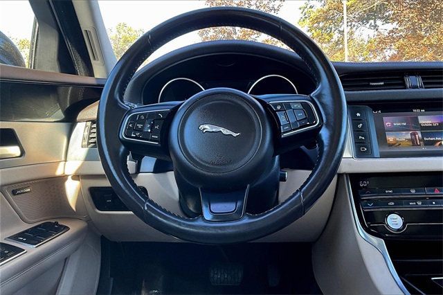 2017 Jaguar XF 35t Prestige AWD - 22920702 - 19