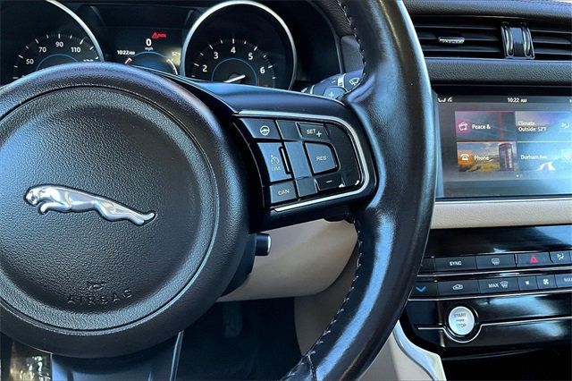 2017 Jaguar XF 35t Prestige AWD - 22920702 - 21