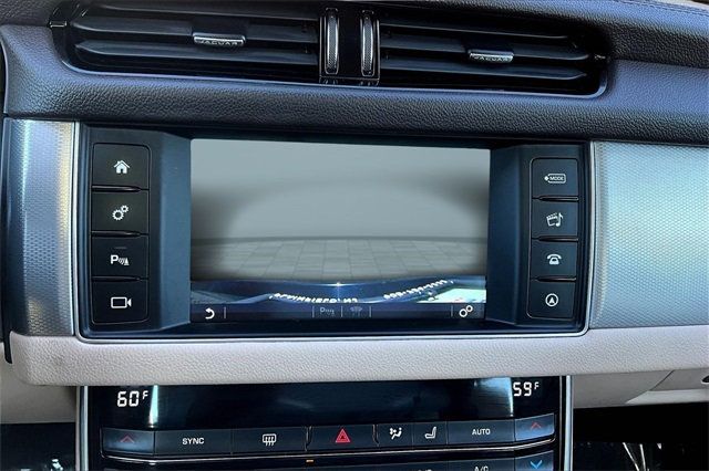 2017 Jaguar XF 35t Prestige AWD - 22920702 - 26