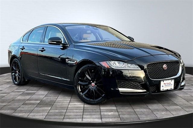 2017 Jaguar XF 35t Prestige AWD - 22920702 - 2