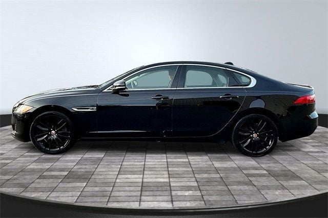 2017 Jaguar XF 35t Prestige AWD - 22920702 - 3