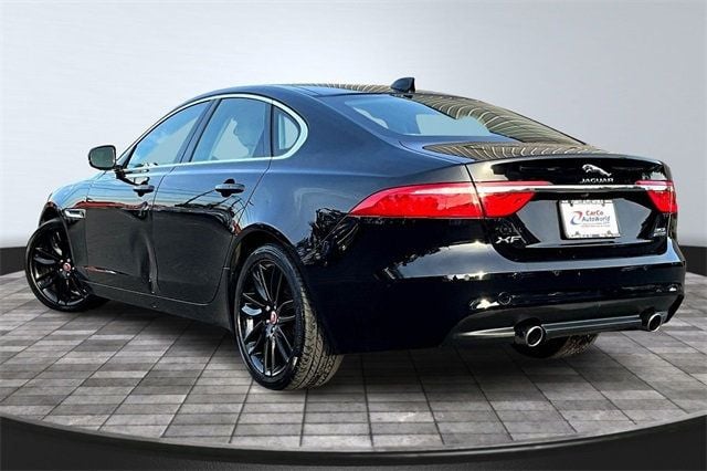 2017 Jaguar XF 35t Prestige AWD - 22920702 - 6