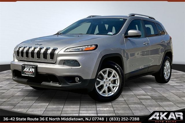 2017 Jeep Cherokee Latitude 4x4 - 22934399 - 0
