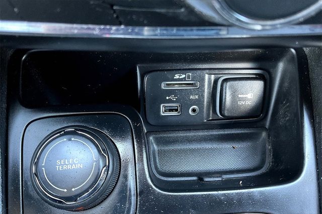 2017 Jeep Cherokee Latitude 4x4 - 22934399 - 23