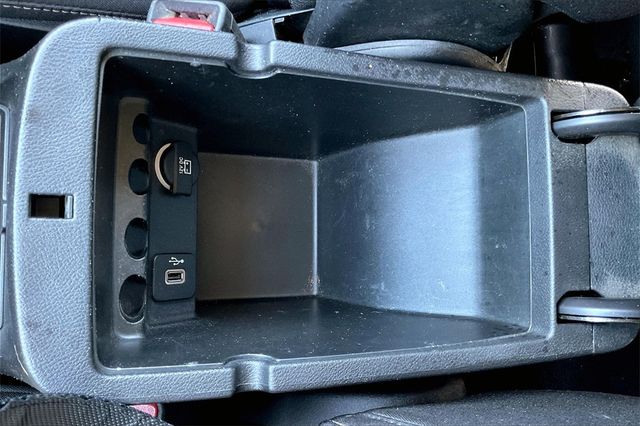 2017 Jeep Cherokee Latitude 4x4 - 22934399 - 27