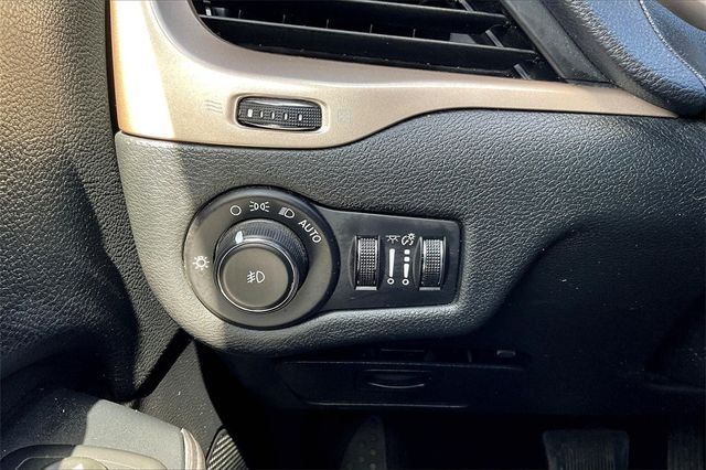 2017 Jeep Cherokee Latitude 4x4 - 22934399 - 28