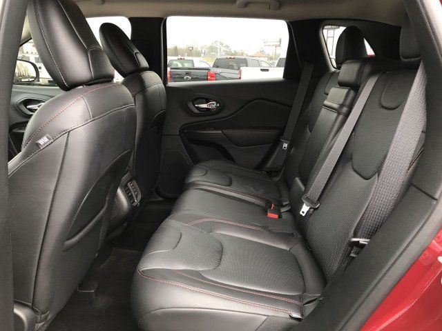 2017 Jeep Cherokee Trailhawk 4x4 - 18596628 - 13