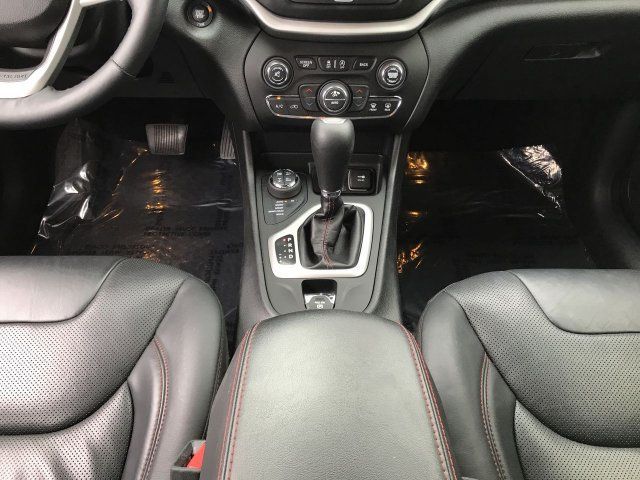 2017 Jeep Cherokee Trailhawk 4x4 - 18596628 - 18
