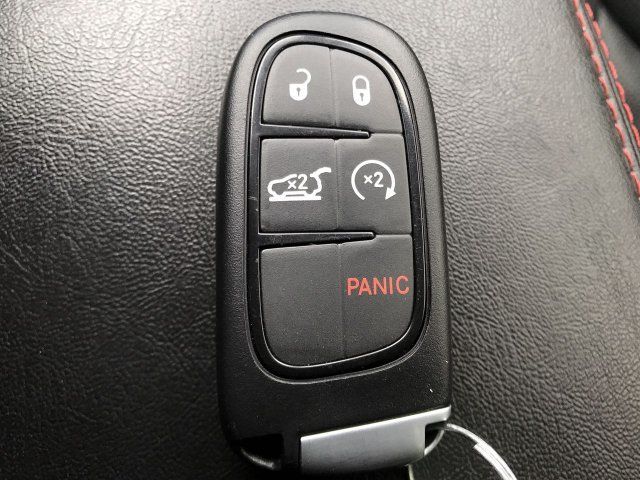 2017 Jeep Cherokee Trailhawk 4x4 - 18596628 - 26
