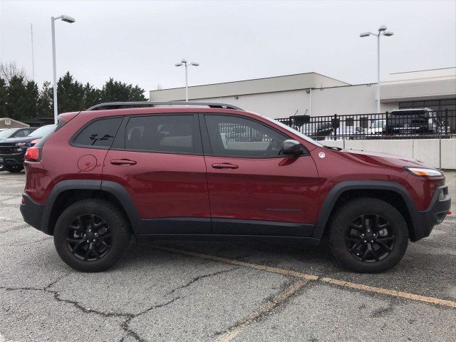 2017 Jeep Cherokee Trailhawk 4x4 - 18596628 - 2