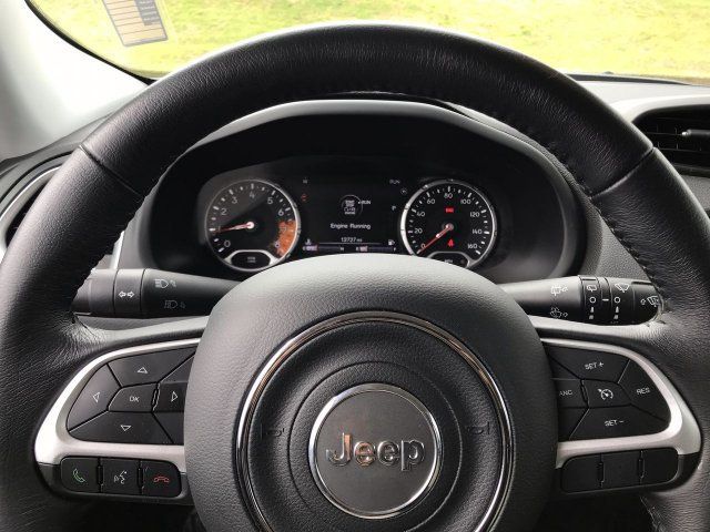 2017 Jeep Renegade  - 18614928 - 25