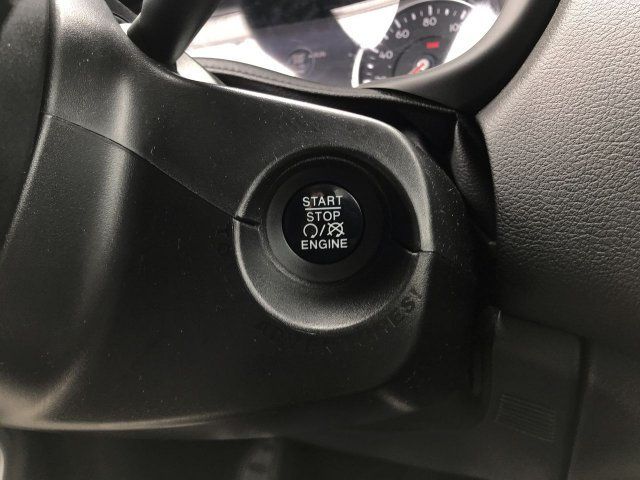2017 Jeep Renegade  - 18614928 - 26