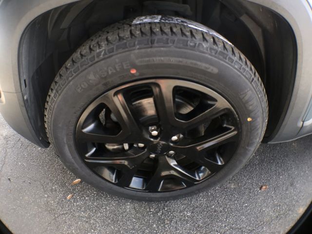 2017 Jeep Renegade Latitude FWD - 22932700 - 9