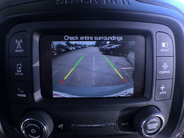 2017 Jeep Renegade Latitude FWD - 22932700 - 17