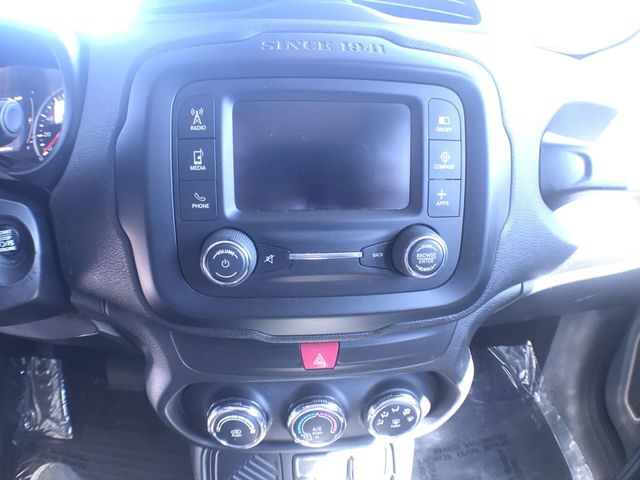 2017 Jeep Renegade Sport FWD - 22933828 - 16