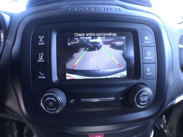 2017 Jeep Renegade Sport FWD - 22933828 - 17