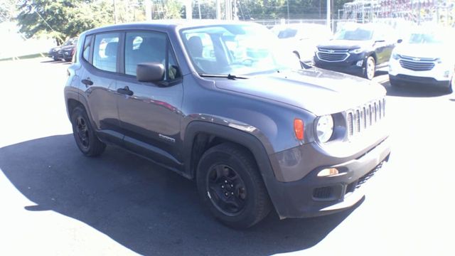 2017 Jeep Renegade Sport FWD - 22933828 - 1