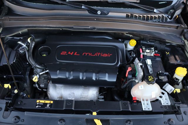 2017 Jeep Renegade Sport FWD - 22932869 - 10