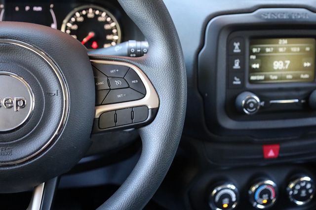 2017 Jeep Renegade Sport FWD - 22932869 - 29