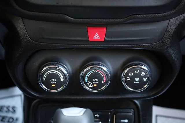 2017 Jeep Renegade Sport FWD - 22932869 - 34