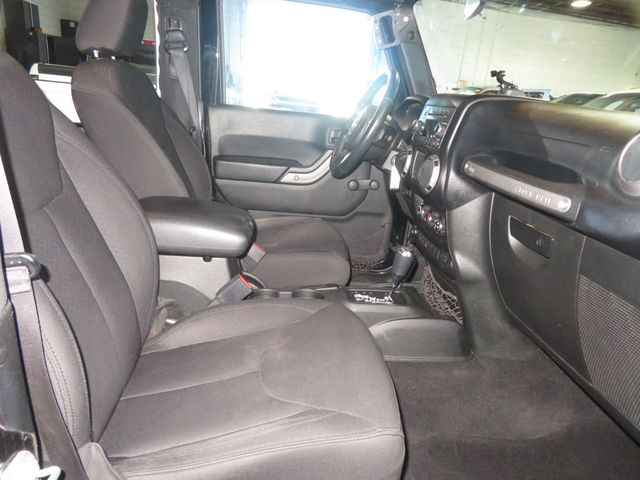 2017 Jeep Wrangler 4X4 HARDTOP WILLYS JEEP WRANGLER EXTRA CLEAN  LOW MILES  - 22938575 - 22