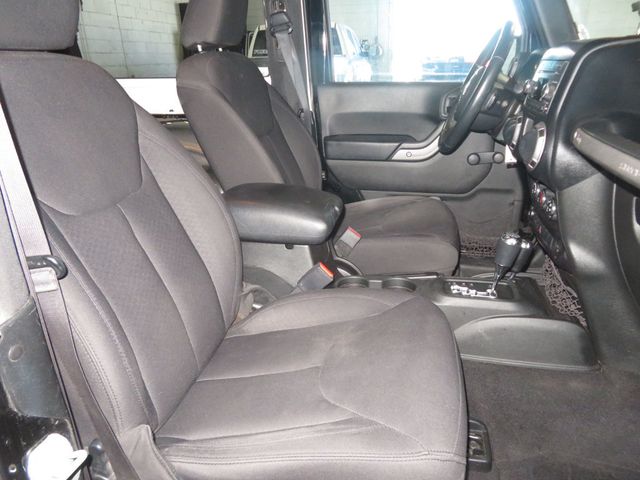 2017 Jeep Wrangler 4X4 HARDTOP WILLYS JEEP WRANGLER EXTRA CLEAN  LOW MILES  - 22938575 - 25