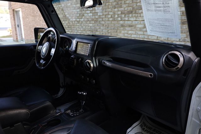 2017 Jeep Wrangler Unlimited 75th Anniversary 4x4 - 22928722 - 25