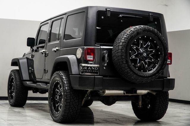 2017 Jeep Wrangler Unlimited Sport 4x4 - 22935393 - 9