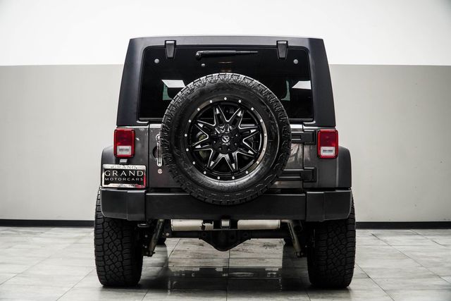 2017 Jeep Wrangler Unlimited Sport 4x4 - 22935393 - 10