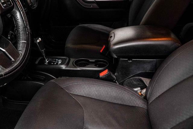 2017 Jeep Wrangler Unlimited Sport 4x4 - 22935393 - 16