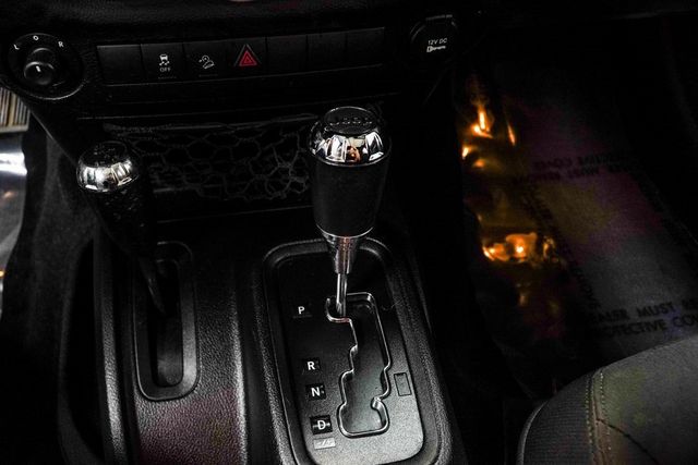 2017 Jeep Wrangler Unlimited Sport 4x4 - 22935393 - 18