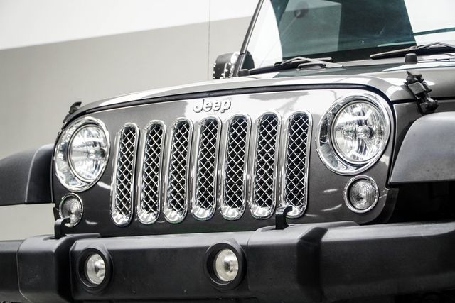 2017 Jeep Wrangler Unlimited Sport 4x4 - 22935393 - 1