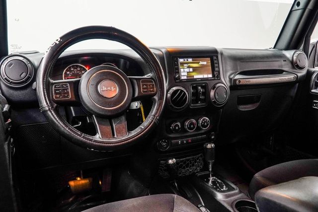 2017 Jeep Wrangler Unlimited Sport 4x4 - 22935393 - 4