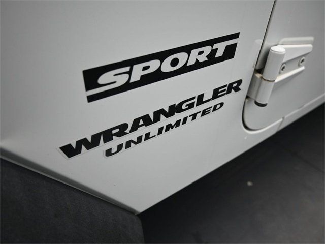 2017 Jeep Wrangler Unlimited Sport 4x4 - 22847354 - 14