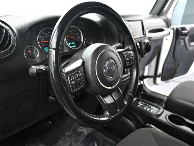 2017 Jeep Wrangler Unlimited Sport 4x4 - 22847354 - 4