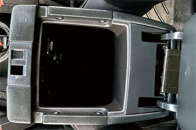 2017 Jeep Wrangler Unlimited Willys Wheeler 4x4 - 22921744 - 25