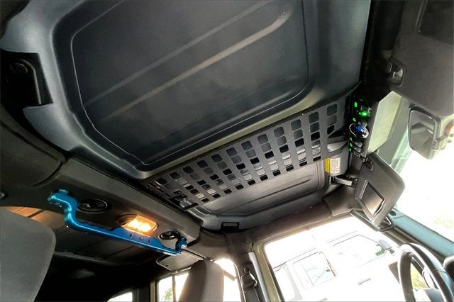 2017 Jeep Wrangler Unlimited Willys Wheeler 4x4 - 22921744 - 28