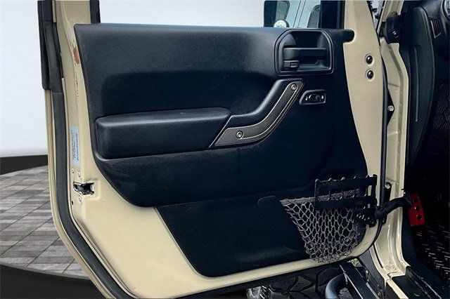 2017 Jeep Wrangler Unlimited Willys Wheeler 4x4 - 22921744 - 6